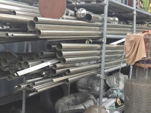 Thu Mua Phế Liệu Inox Giá Cao Miền Bắc - Phân Loại Chuẩn, Mua Tận Nơi