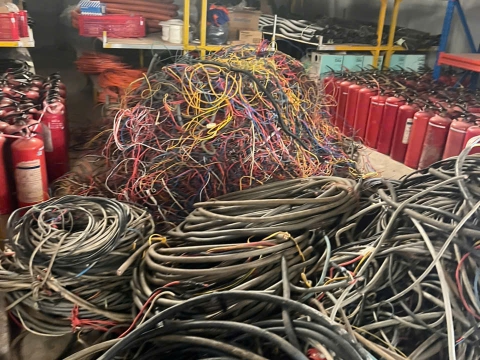 Thu Mua Đồng Dây Điện Giá Cao Tại Long An.liên hệ ngay để được tư vấn