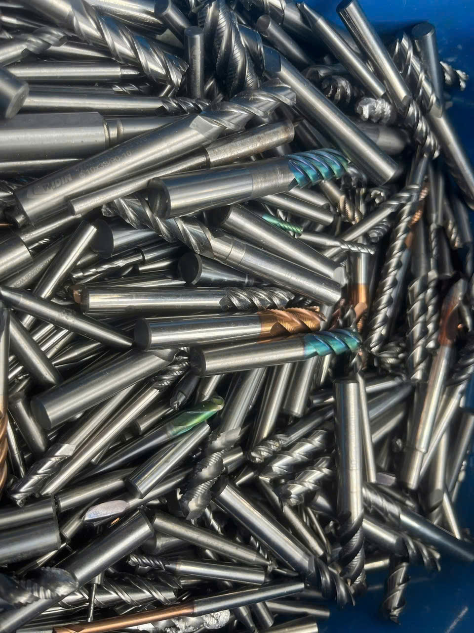 Thu Mua Mũi Khoan Hợp Kim Cũ Gi&aacute; cao - Tận Nơi, Thanh To&aacute;n Ngay