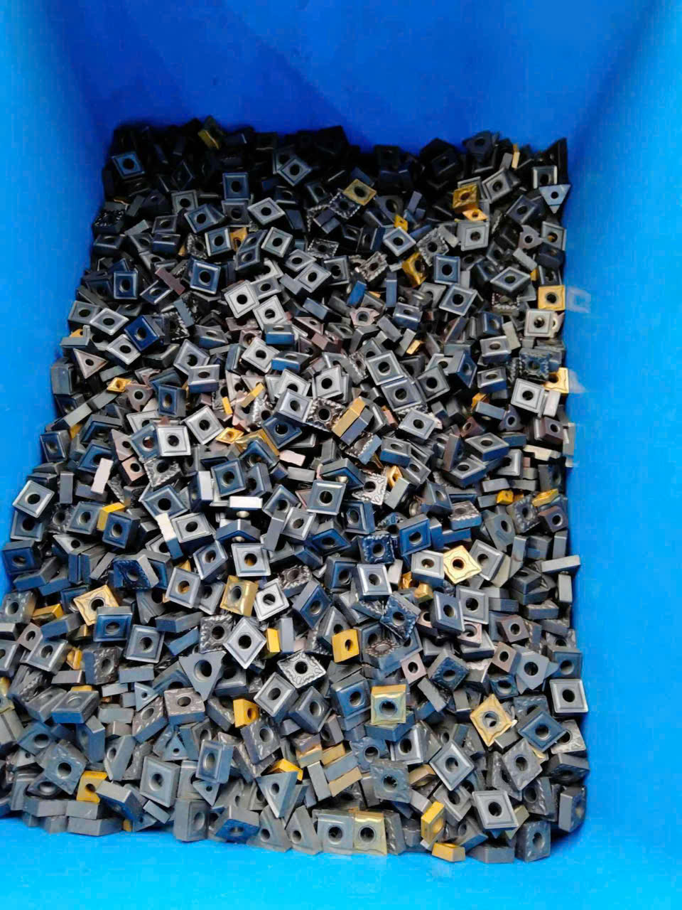 Thu mua hợp kim giá cao tại Long An