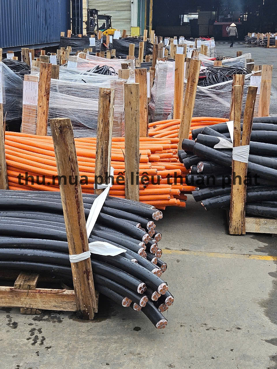 Thu mua d&acirc;y c&aacute;p điện gi&aacute; cao