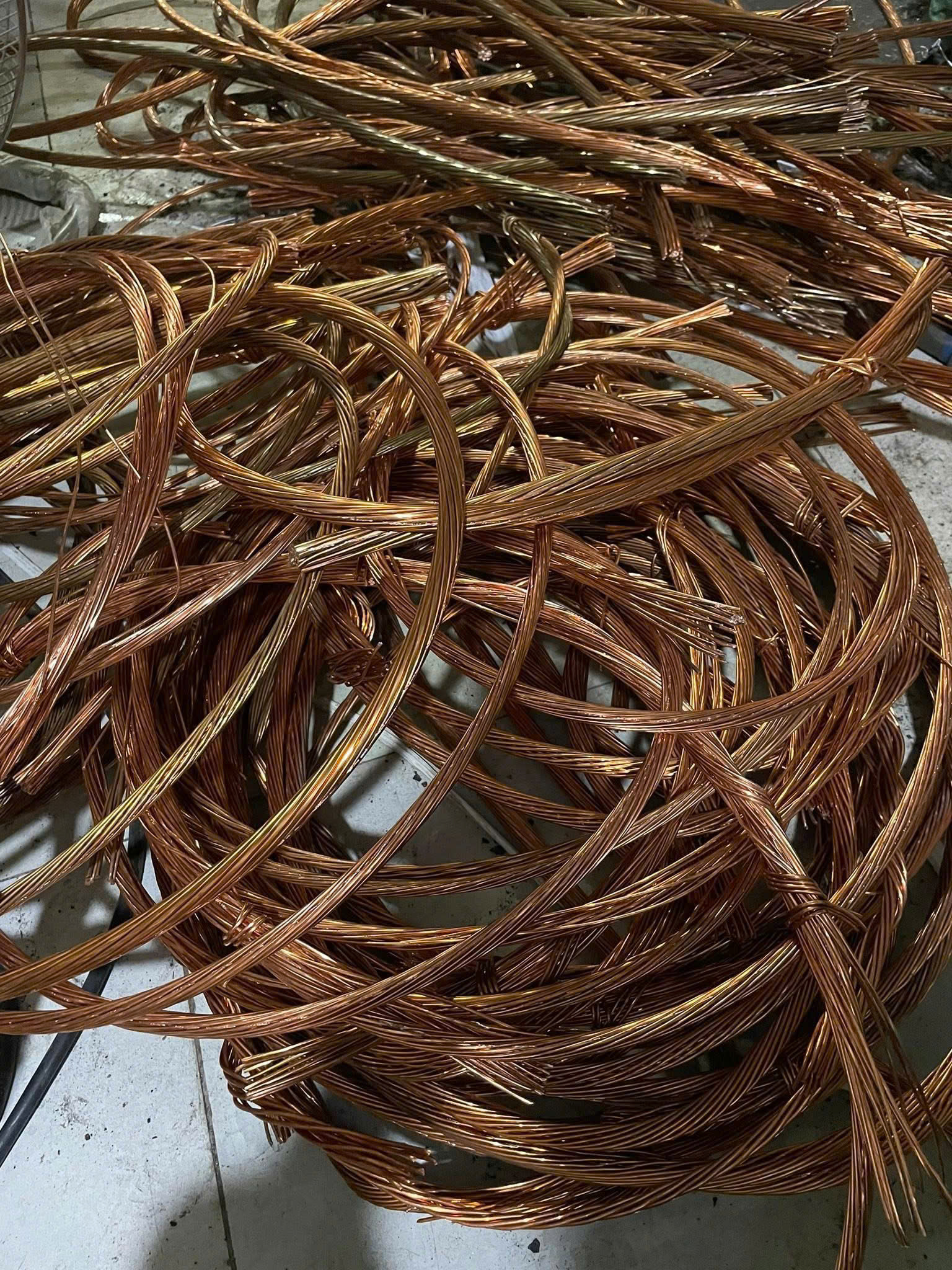 Thu Mua Dây Cáp Điện Cũ Giá Cao Tại Long An & Miền Tây - Tận Nơi, Uy Tín