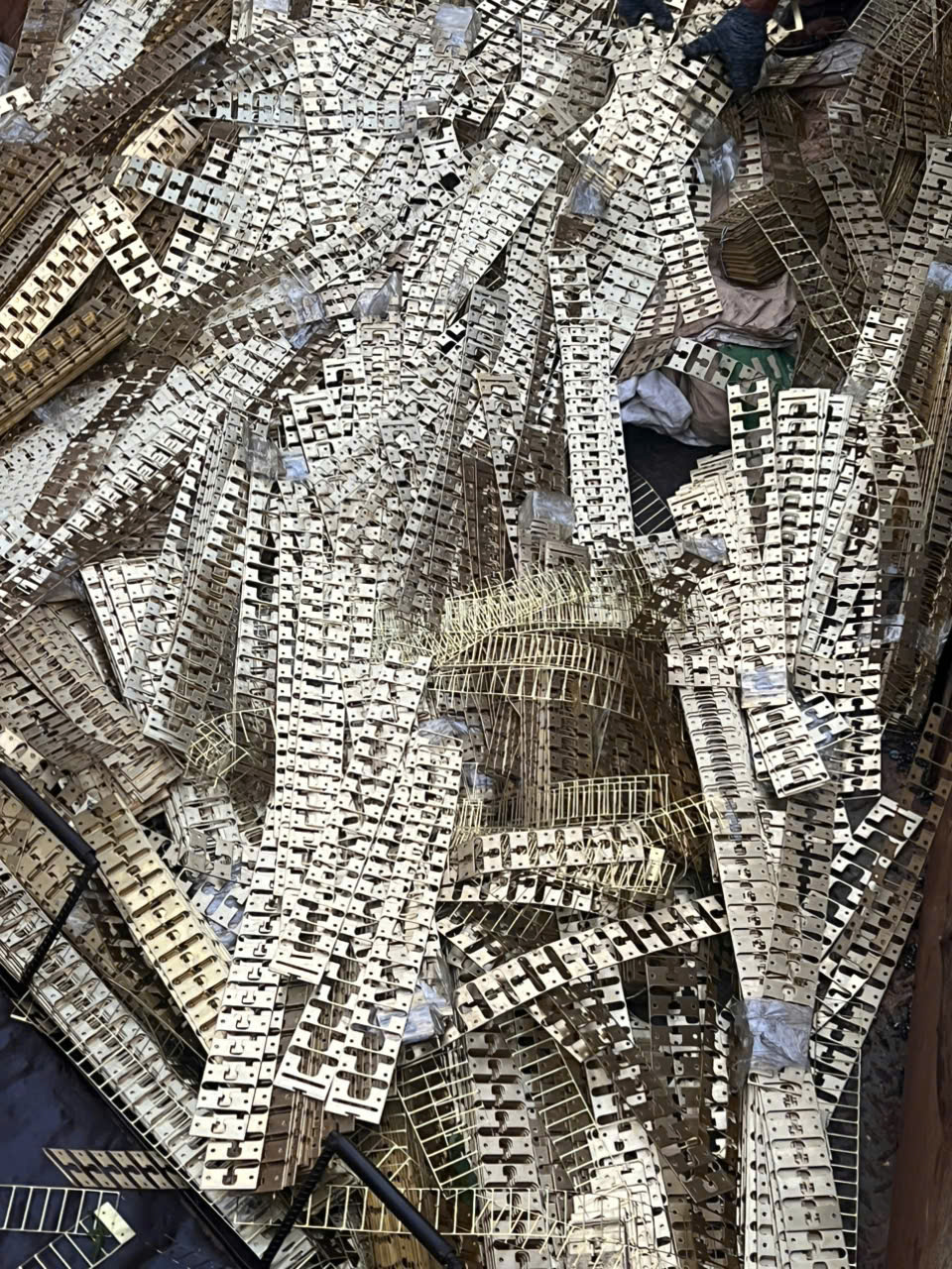 Thu mua phế liệu Thuận Ph&aacute;t