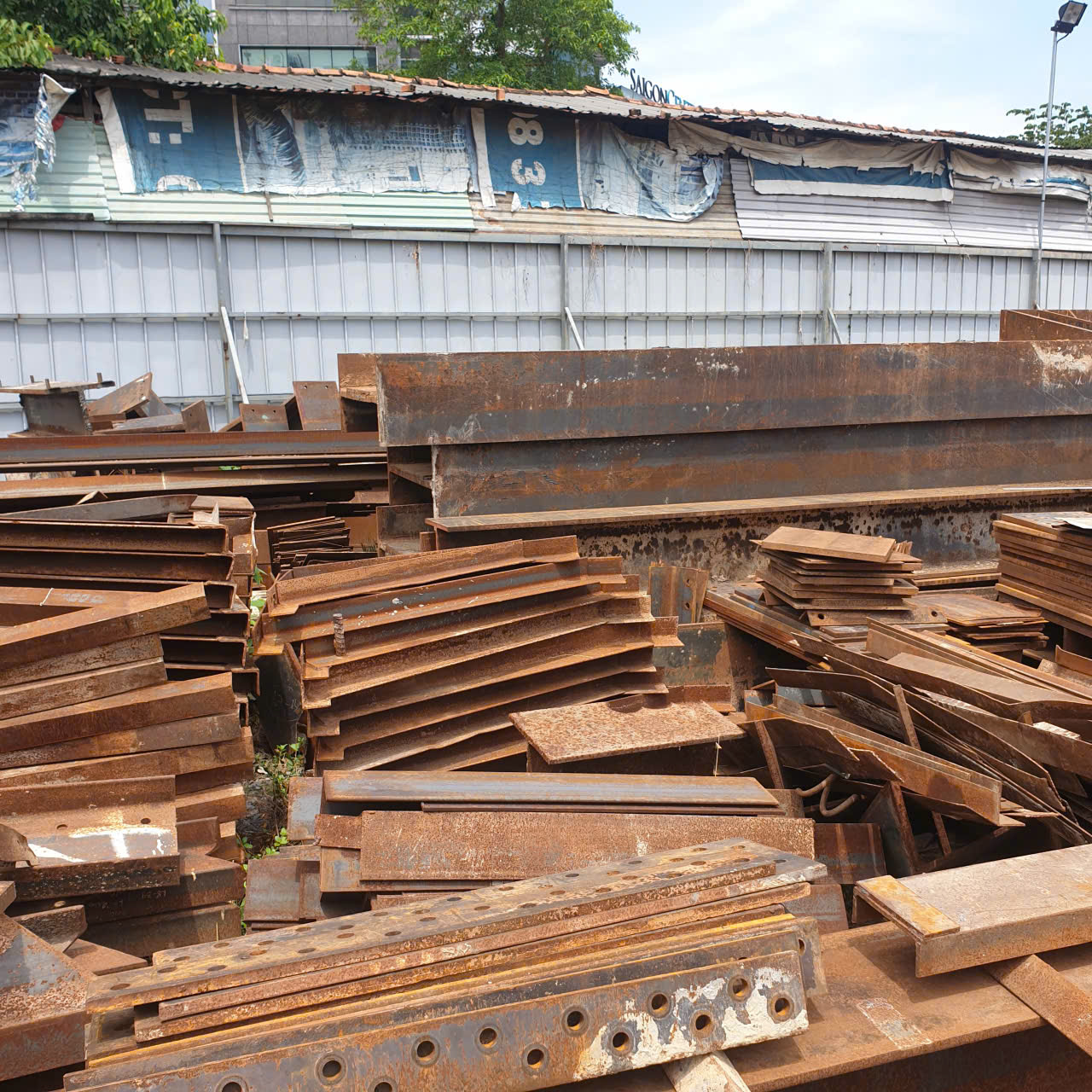 Thu mua sắt phế liệu công trình tận nơi