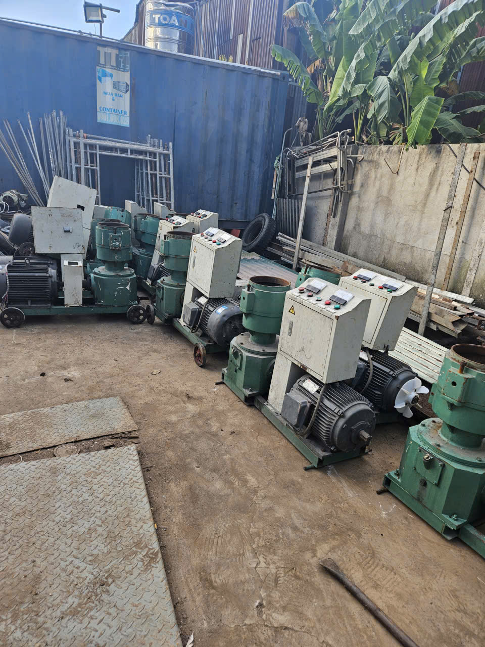 kho bãi thuận phát