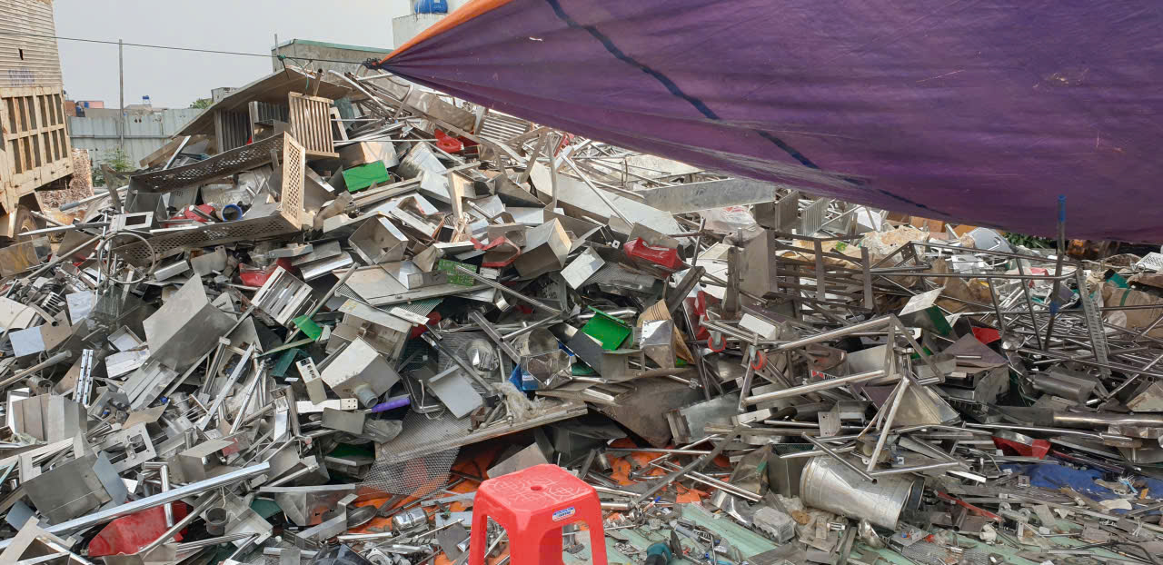 kho tập kết phế liệu