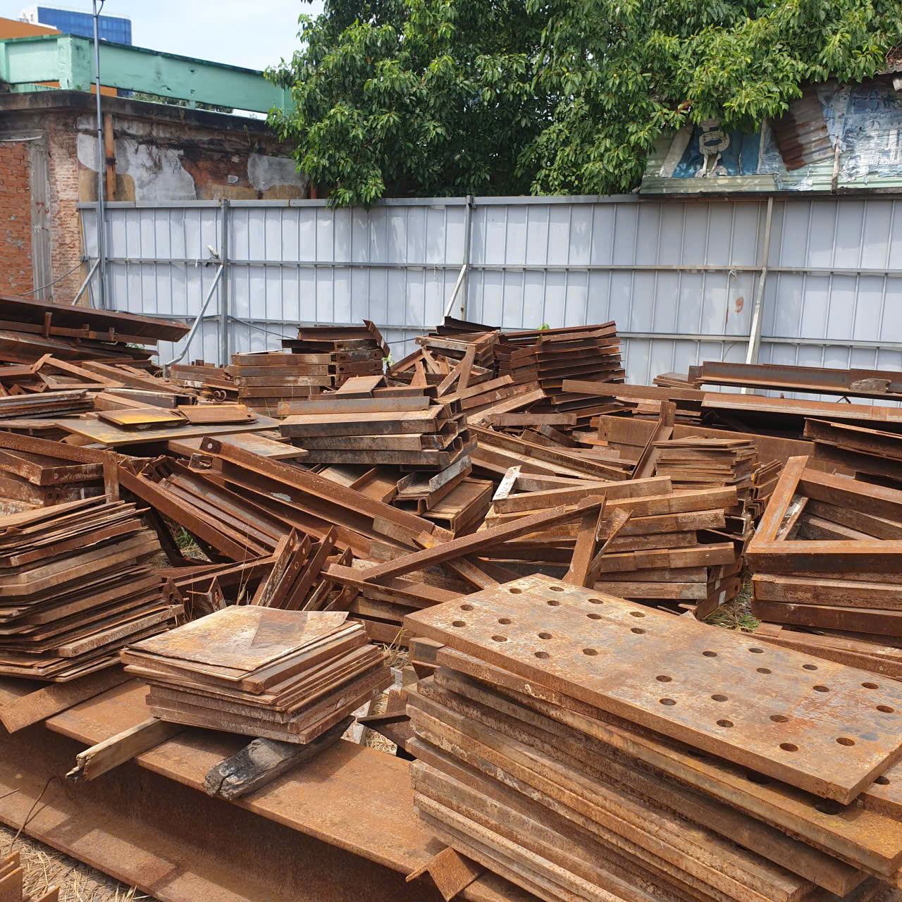 kho tập kết phế liệu