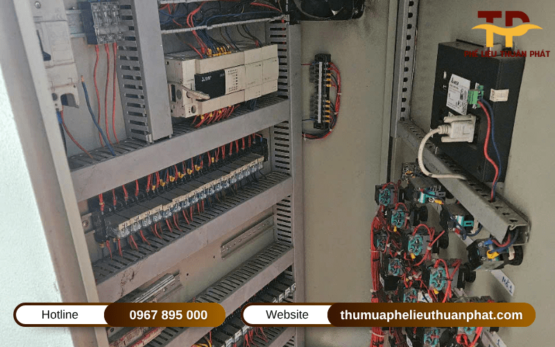 thu mua phế liệu điện tử số lượng lớn