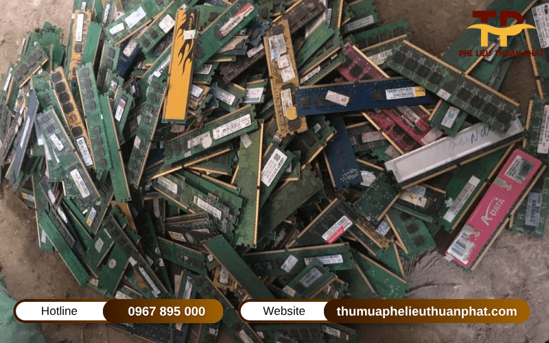 thu mua phế liệu điện tử số lượng lớn