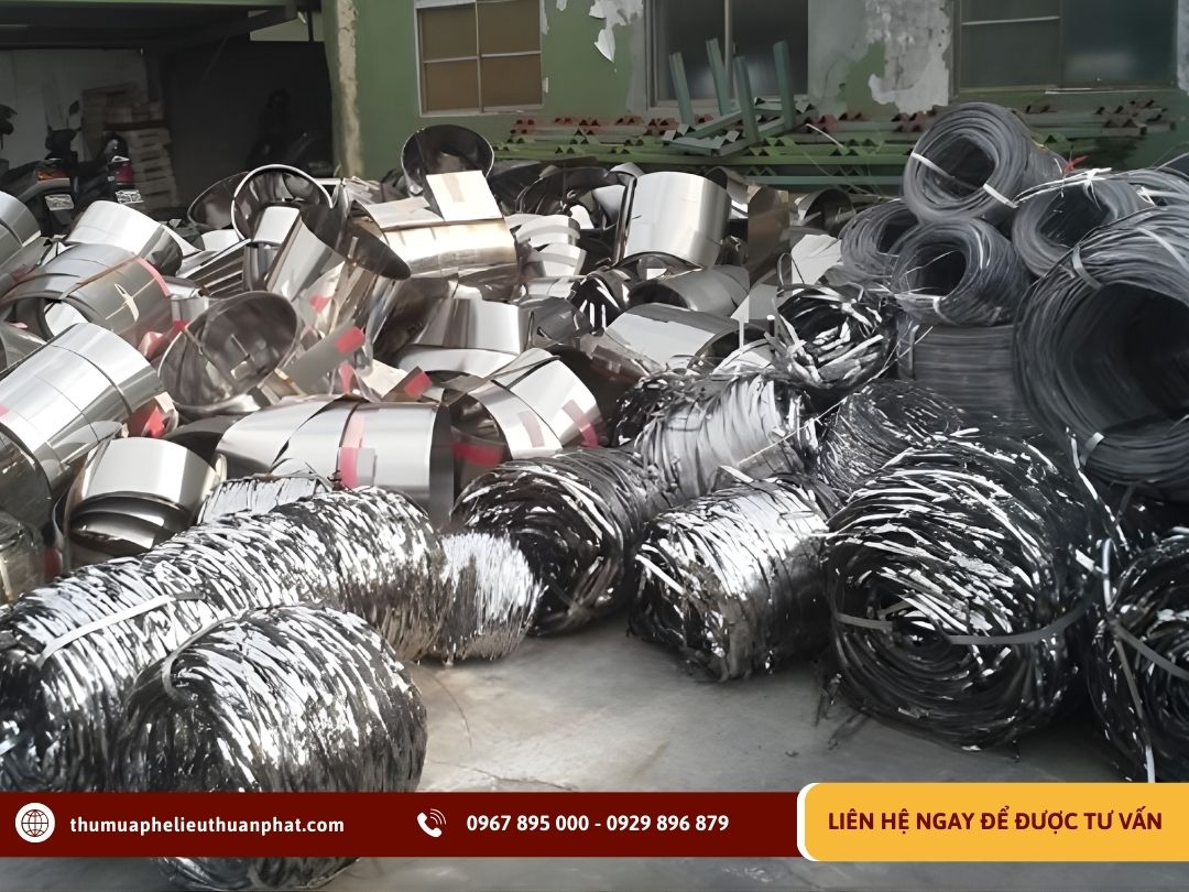 Thu mua bồn inox, bếp inox phế liệu số lượng lớn